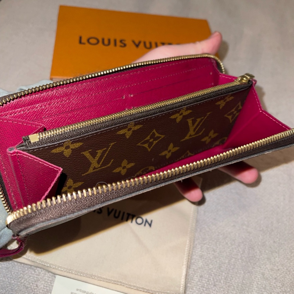 SOLD❗️LV NEW❗️$630 Clémence Wallet❗️AUTHENTIC❗️ - Picture 13 of 15